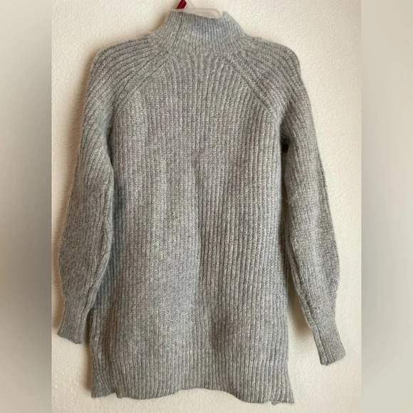 Dip Womens grey turtle neck sweater asymmetrical front acrylicwool blend size XS - Picture 3 of 5